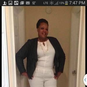 Meet your Posher, Monica